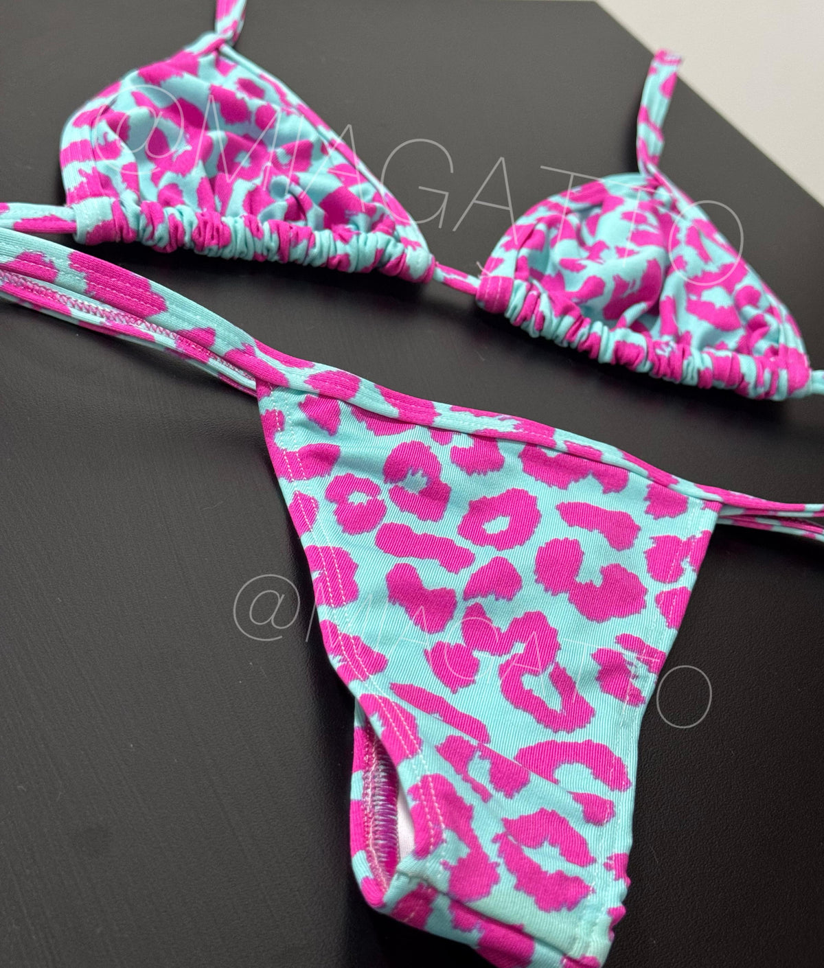 Biquíni Fita Onça Azul e Pink