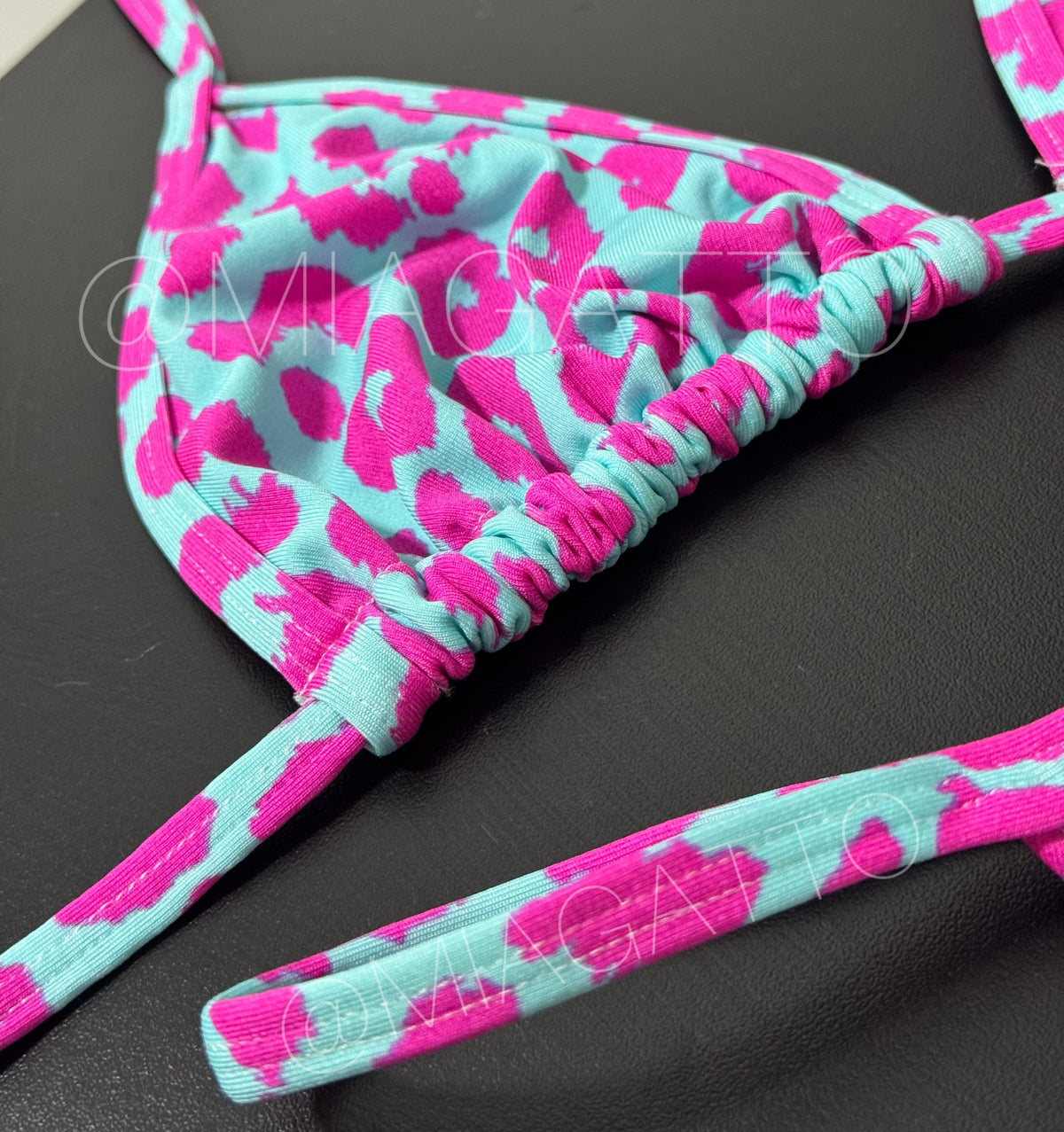 Biquíni Fita Onça Azul e Pink