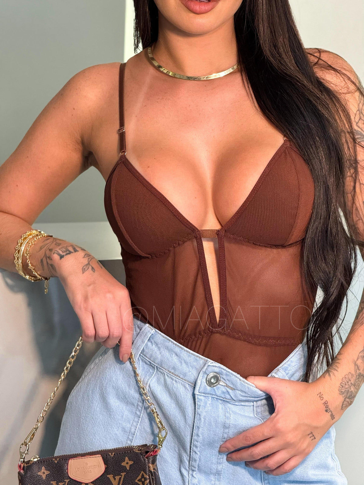 Body Tule Marrom